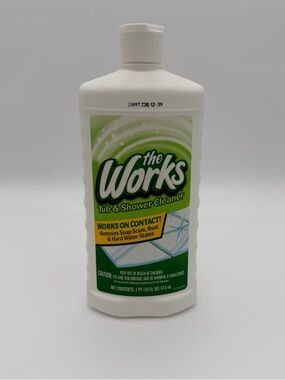 The Works Tub & Shower Cleaner 16 oz Hard Water Rust Soap Scum Discontinued HTF